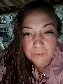 Kiss Eva online show from 21, 12, 2025