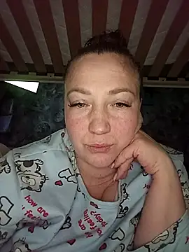 Kiss Eva online show from 13, 3, 2026