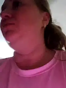 Kiss Eva online show from 12, 10, 2025