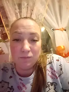 Kiss Eva online show from 31, 3, 2026