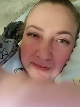 Kiss Eva online show from 17, 2, 2025