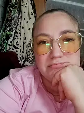 Kiss Eva online show from 1, 10, 2025