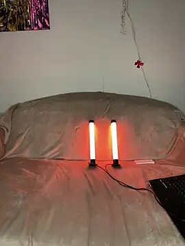 April Purr online show from 18, 4, 2026