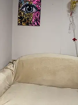 April Purr online show from 27, 3, 2026