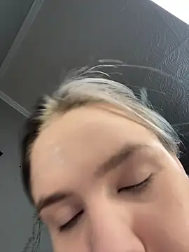 April Purr online show from 3, 4, 2026