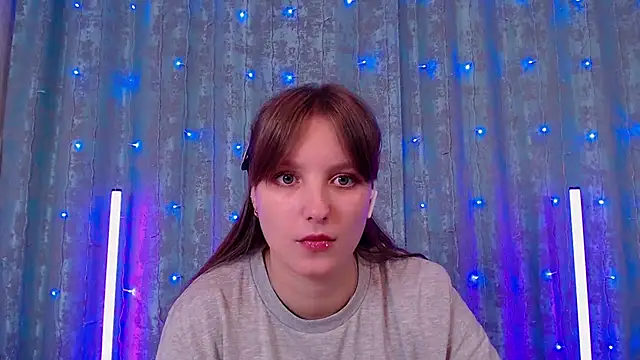 Leonaalove online show from 18, 12, 2025