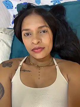 Luna025 online show from 4, 10, 2025