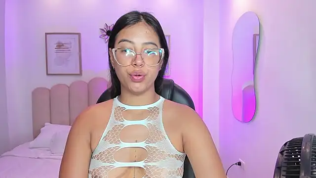 raven stonee online show from 5, 3, 2026