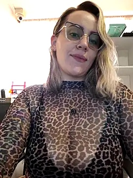 CurvyLust x online show from 20, 11, 2025