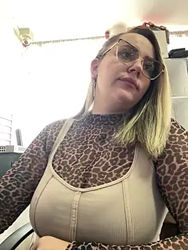 CurvyLust x online show from 26, 3, 2026