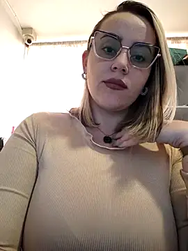 CurvyLust x online show from 5, 11, 2025