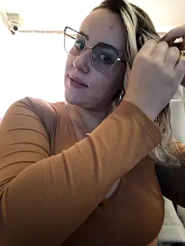 CurvyLust x online show from 22, 11, 2025