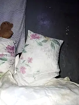 Snapshot of OCEANSQUITERXXX chatting on 8, 10, 2025 OCEANSQUITERXXX online show from 8, 10, 2025