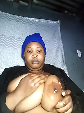 Snapshot of OCEANSQUITERXXX chatting on 27, 10, 2025 OCEANSQUITERXXX online show from 27, 10, 2025