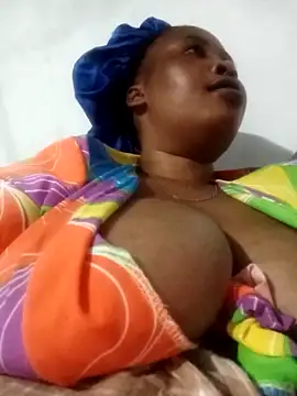 OCEANSQUITERXXX online show from 10, 5, 2026