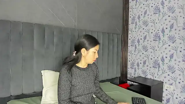 Megan Collinss  online show from 9, 1, 2026