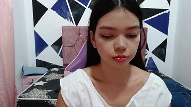 shy luna18 online show from 28, 11, 2025