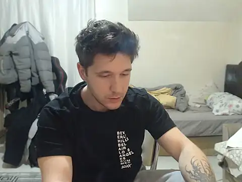 2handsomemann online show from 28, 3, 2026