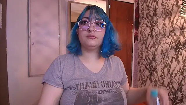 Lilith curvy online show from 1, 10, 2025