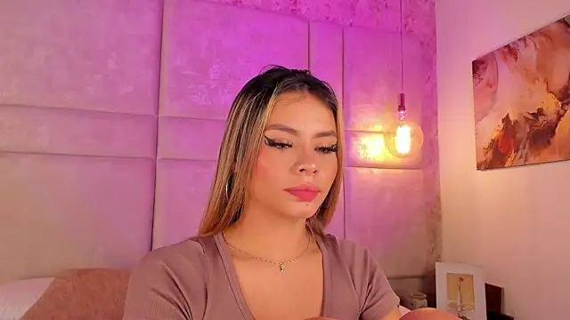 Mily Vermont online show from 2, 10, 2025