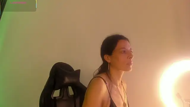 Snapshot of ShaunaDream chatting on 25, 2, 2026 ShaunaDream online show from 25, 2, 2026