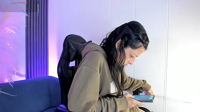 Snapshot of ShaunaDream chatting on 22, 2, 2026 ShaunaDream online show from 22, 2, 2026