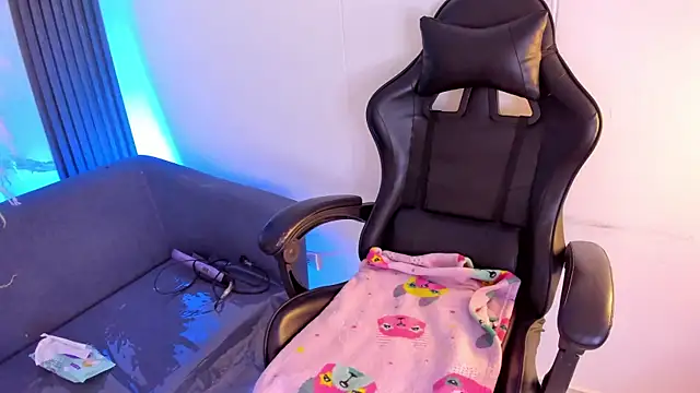 Snapshot of ShaunaDream chatting on 24, 2, 2026 ShaunaDream online show from 24, 2, 2026