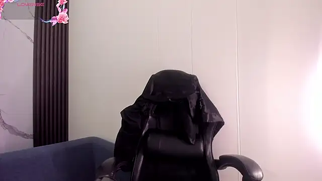 Snapshot of ShaunaDream chatting on 17, 1, 2026 ShaunaDream online show from 17, 1, 2026