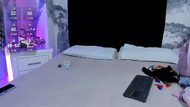 ShaunaDream online show from 8, 11, 2025