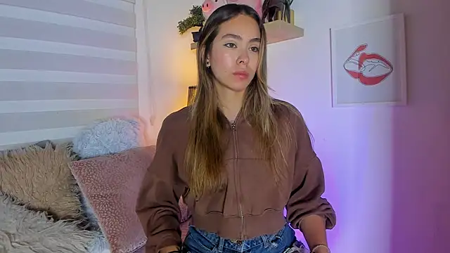 sara madrid online show from 3, 5, 2026