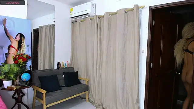 zou quira online show from 3, 3, 2026