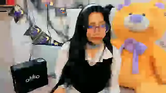 VioletxBloom online show from 29, 10, 2025