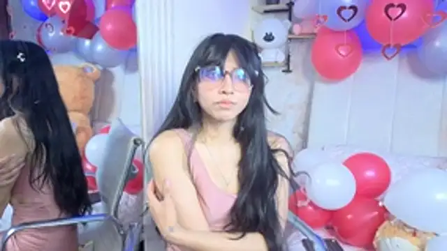 VioletxBloom online show from 15, 2, 2026