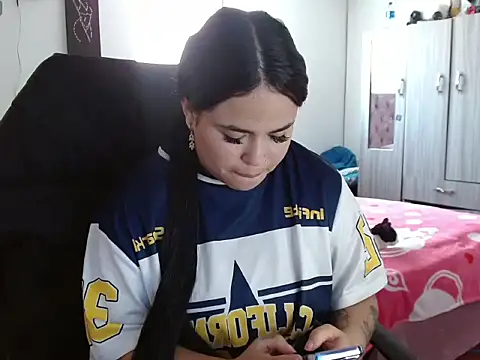 selena rose      online show from 13, 3, 2026