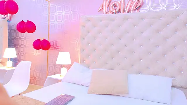 Snapshot of Samanta_Isel chatting on 14, 2, 2026 Samanta Isel online show from 14, 2, 2026