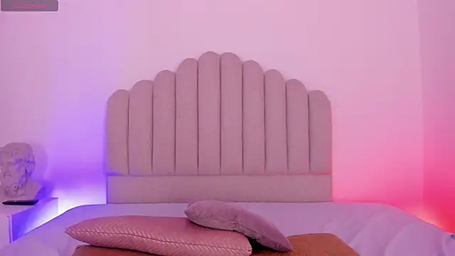 AmbarEvans  online show from 13, 1, 2026