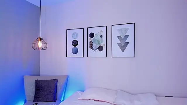 Snapshot of AmbarEvans_ chatting on 31, 10, 2025 AmbarEvans online show from 31, 10, 2025