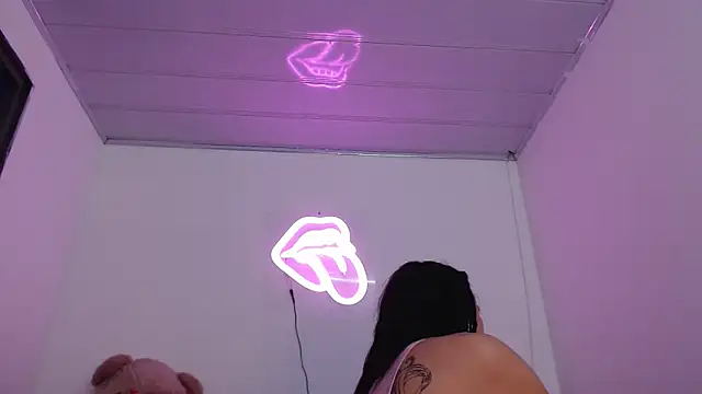 valerii fox 69 online show from 23, 10, 2025