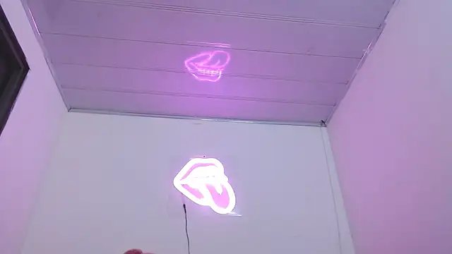 valerii fox 69 online show from 6, 2, 2026