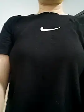 Snapshot of Buny_vera chatting on 11, 6, 2026 Buny vera online show from 11, 6, 2026
