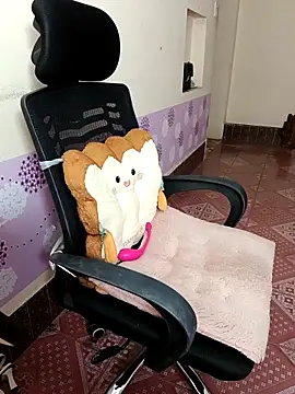 Snapshot of Moona_heny chatting on 10, 4, 2026 Moona heny online show from 10, 4, 2026