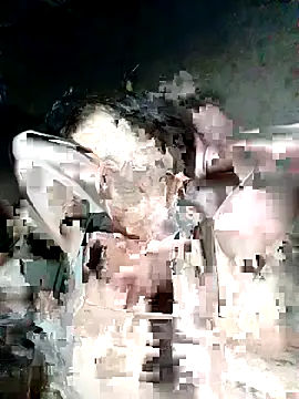 quynhkoolbae online show from 3, 11, 2025