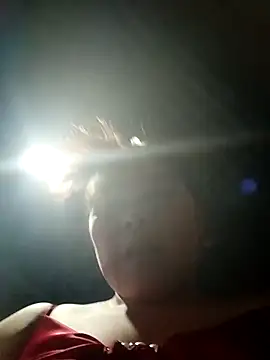 quynhkoolbae online show from 8, 4, 2026