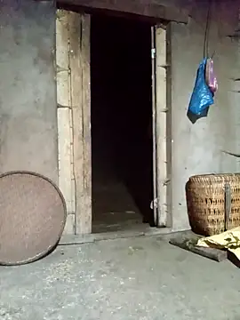 quynhkoolbae online show from 5, 11, 2025