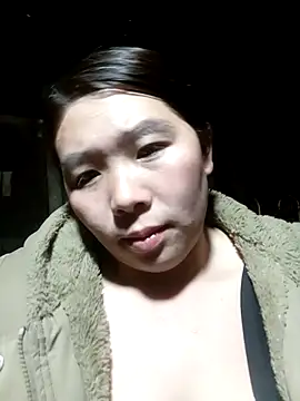 quynhkoolbae online show from 3, 11, 2025