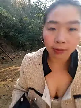 quynhkoolbae online show from 18, 1, 2026