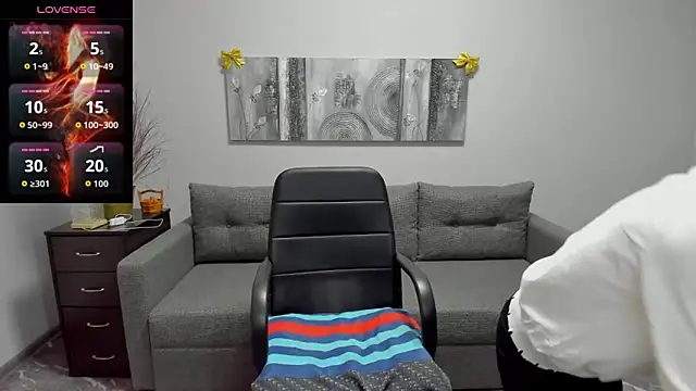 Betty Jone online show from 11, 4, 2026