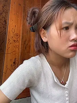 May nhi online show from 19, 6, 2026