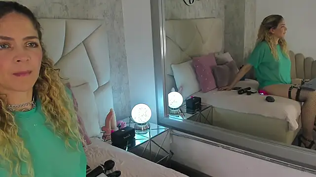 Velora   online show from 5, 12, 2025