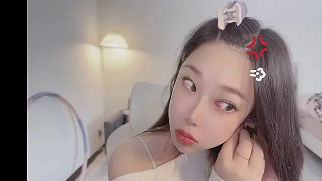 Maymay  online show from 22, 11, 2025